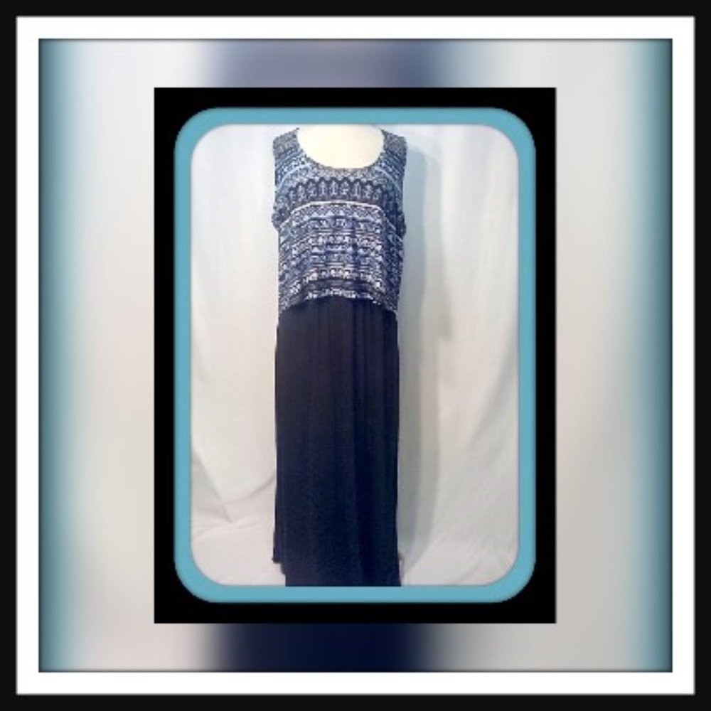 Delirious Size 1X Sleeveless Maxi Dress